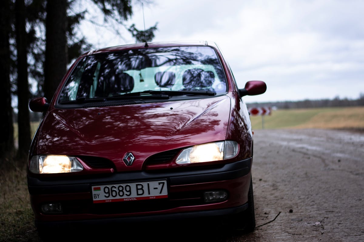 Red Renault Scenic Car