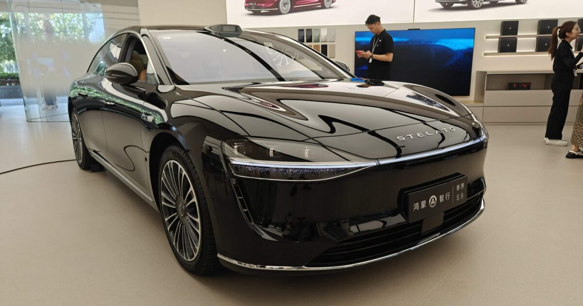 Dimanche en Chine | Stelato S9 : redéfinir les véhicules électriques de luxe avec une technologie avancée et des prix compétitifs