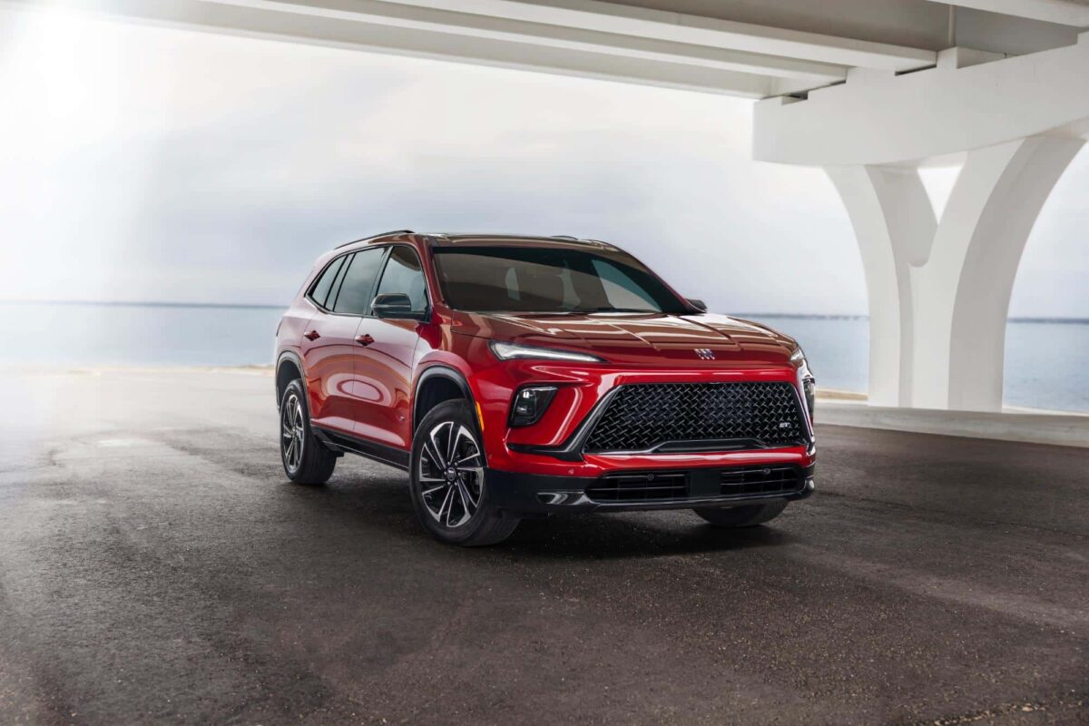 2025 Buick Enclave Sport Touring.