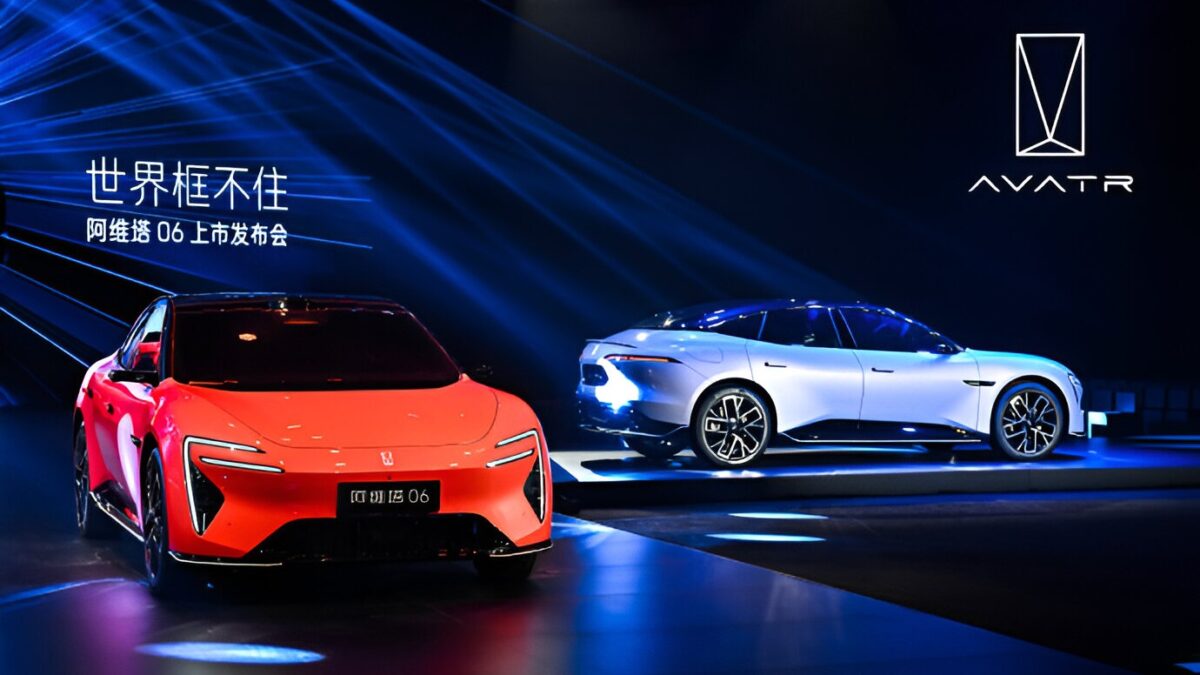 AVATR 06 lance à 26 300 USD: les berlines alimentées par Huawei défis le modèle 3 avec deux groupes motopropulseurs