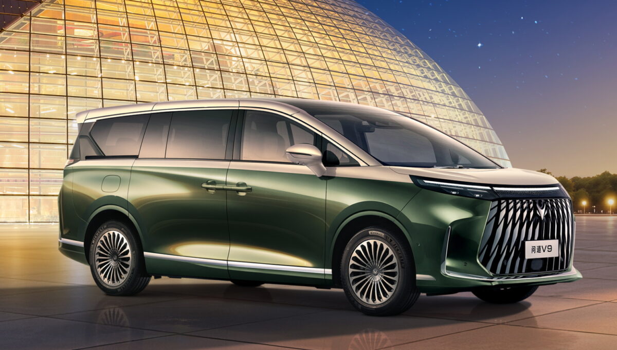 Arcfox de BAIC lance les préventes du monospace Wendao V9 EREV en Chine à partir de 32 200 USD, plus de 8 000 commandes en 48 heures