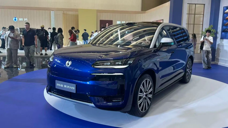 BYD 5,26 mètres 2026 Denza N9 Plug-in Hybrid SUV officiellement lancé avec un prix de départ de 54 200 USD
