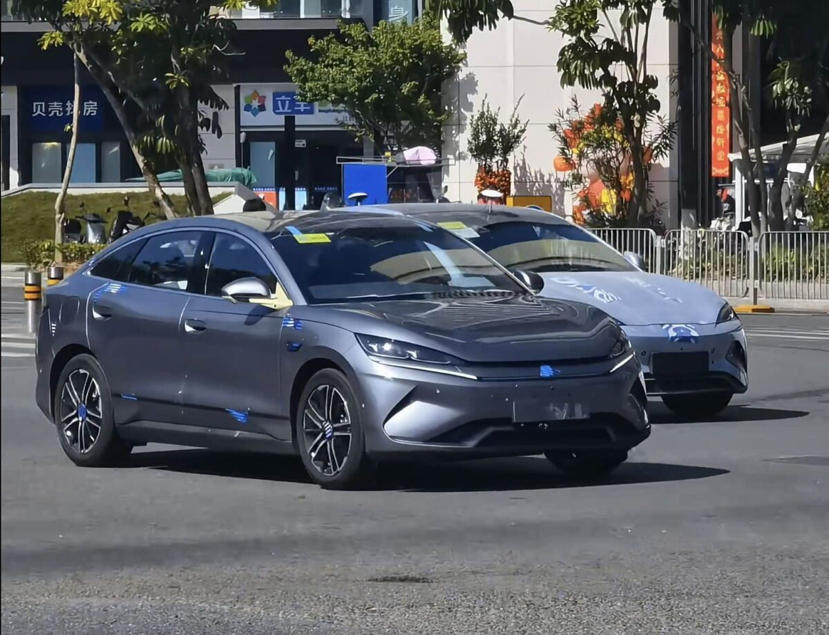 BYD Qin L EV Version Test tachetée avant le lancement avec une batterie de lame éventuellement de deuxième génération