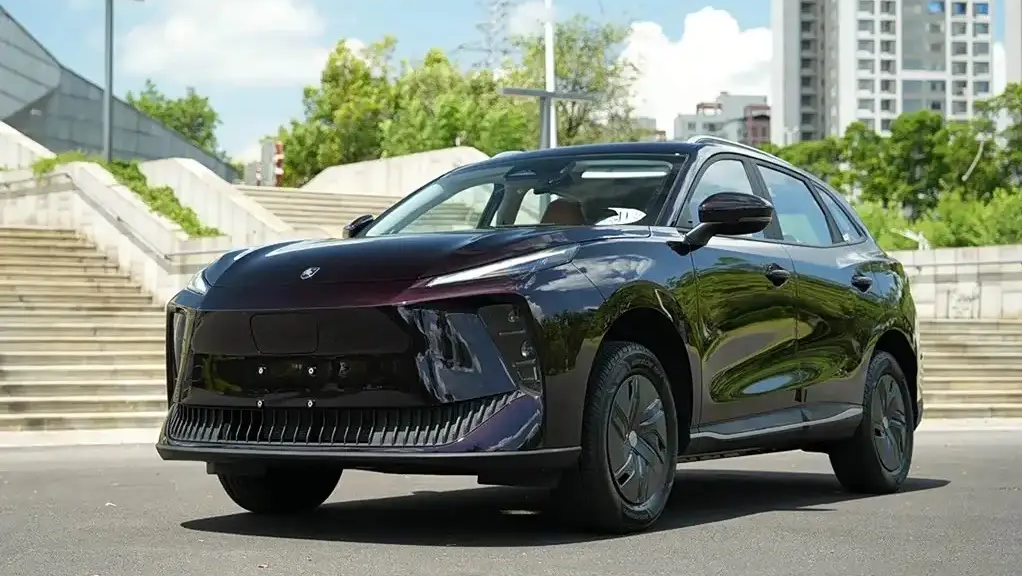Dongfeng Forthing lance le SUV électrique Xinghai X5 avec une gamme de 530 km, à partir de 21100 USD