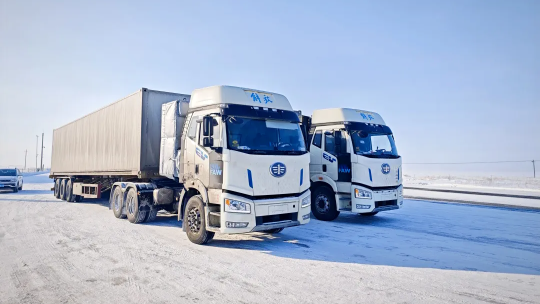 FAW teste une batterie sodium-ion sur un camion lourd : rétention de capacité de 90 % par grand froid et charge de 20 minutes