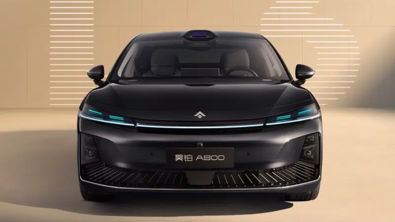 GAC Hyptec A800 lancé avec l'ADS et le cockpit intelligent de Huawei, à partir de 27 500 USD