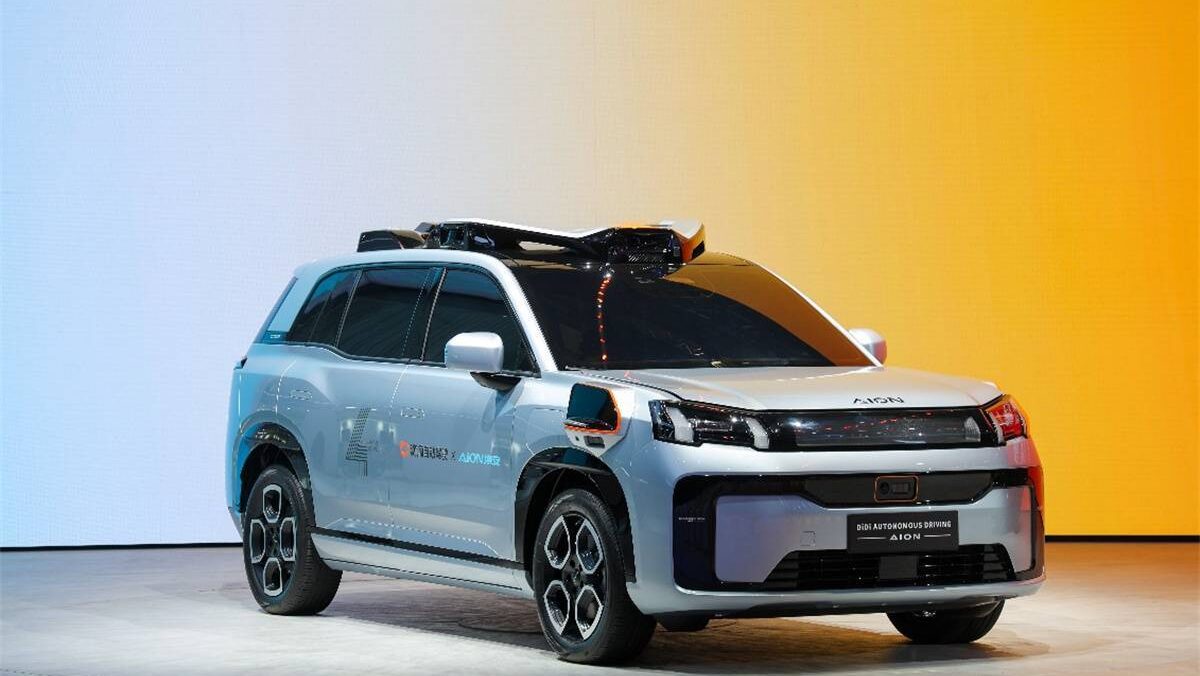 Gac Aion et Didi dévoilent le véhicule autonome L4 avec 10 lidars