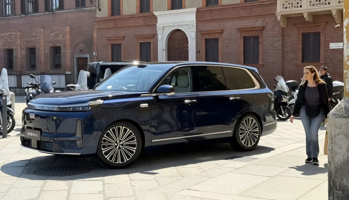 Galaxy M9 Spotted: le SUV à 6 places de Geely possède une gamme de 1500 km