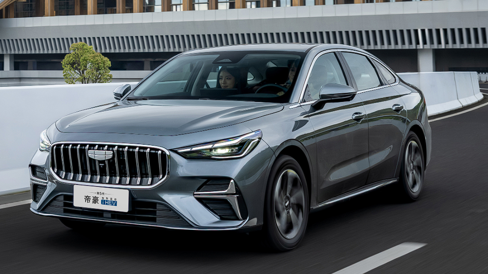 Geely Emgrand i-HEV devrait être lancé le 16 juin avec le rendement thermique moteur le plus élevé au monde de 48,41 %