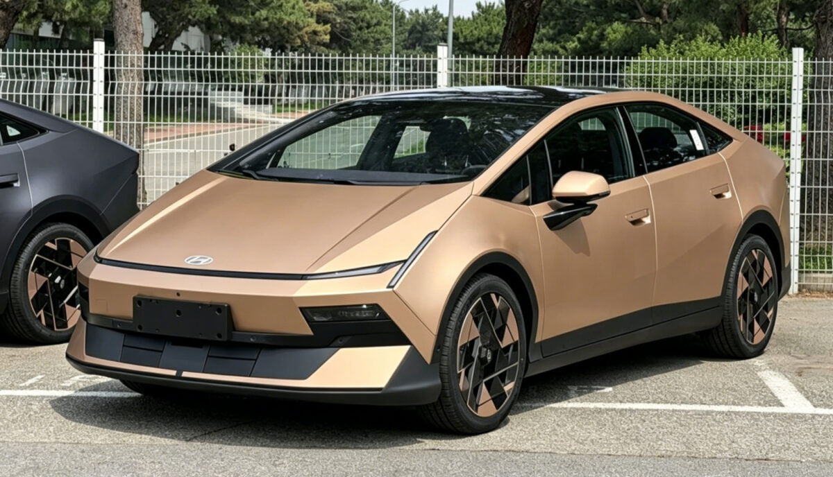 Hyundai Ioniq V repéré en Chine : EV fastback de 4,9 m avec portes sans cadre et système 800V