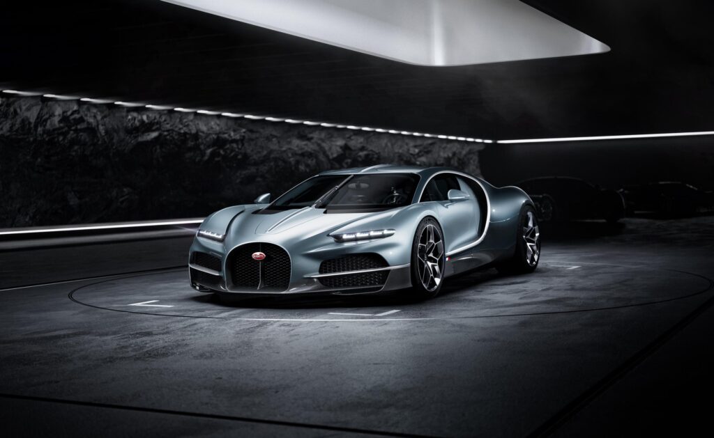 Inspiré par l'horlogerie, Bugatti Tourbillon fait ses débuts avec Hybride V16 Powertrain & amp; Intérieur élégant