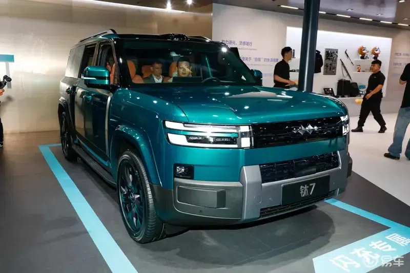 Lancement de l'édition de charge flash Fang Cheng Bao Ti7 EV de BYD avec une autonomie de 755 km