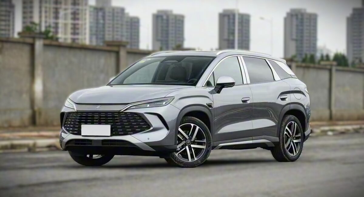 Lancement du BYD Song L DM-i 2026 avec une autonomie électrique de 200 km et une sécurité avancée, à partir de 13 980 USD