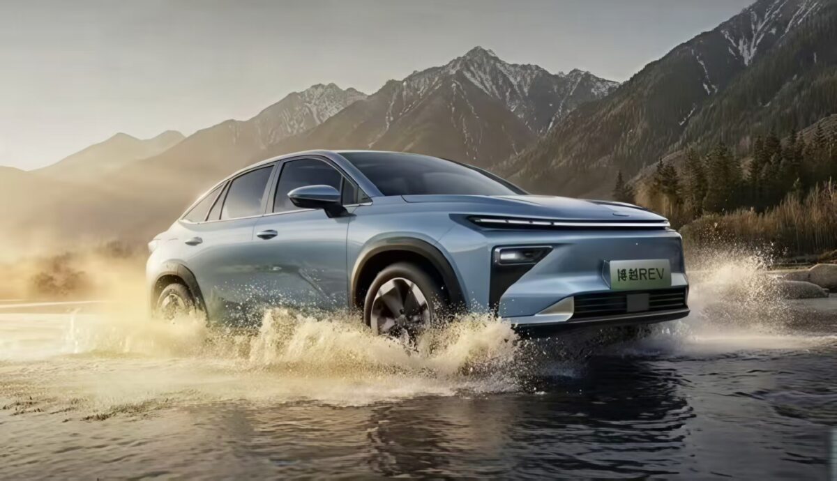 Lancement du SUV Geely Boyue EREV avec une autonomie électrique de 375 km, 30 à 80 % en 15 minutes de charge, à partir de 14 900 USD