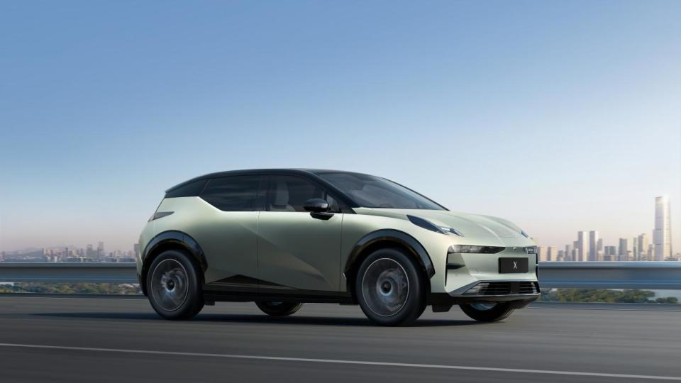 Lancement du nouveau SUV compact Zeekr X : un modèle global de 489 ch à partir de 21 800 USD