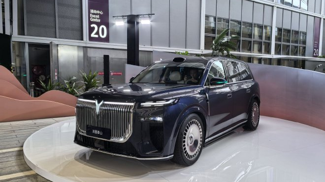 Lancement officiel du Voyah Taishan PHEV : HarmonyOS de Huawei, ADS Ultra et batterie de 65 kWh de CATL