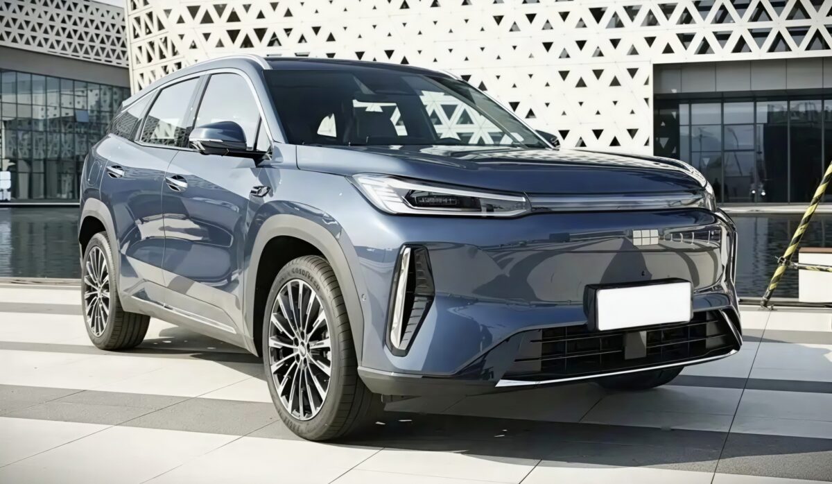 Le Geely Galaxy M7 PHEV fait ses débuts avec une autonomie électrique de 225 km et une autonomie combinée de 1 730 km