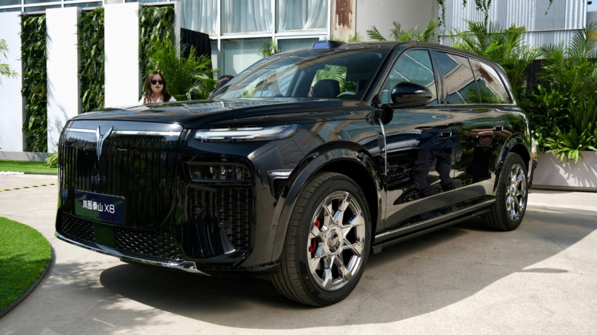 Le SUV pleine grandeur Voyah Taishan X8 a reçu 20 000 commandes en 20 heures en Chine