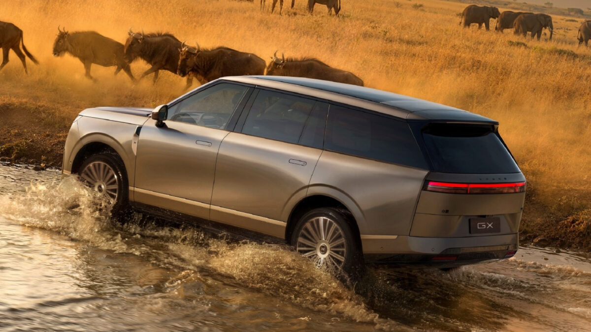 Xpeng GX flagship EREV crossover broke covers in China resembling Range Rover