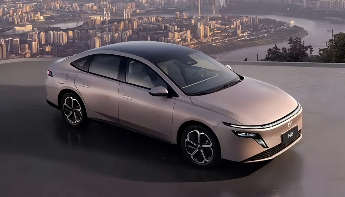 Le lancement du Nissan N6 PHEV est prévu pour le quatrième trimestre 2025, alors qu'un nouveau moteur de 1,5 L entre en production en Chine