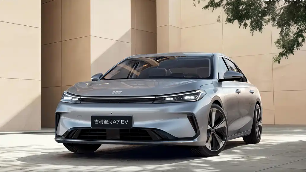 Le modèle mondial Galaxy A7 EV de Geely avec une autonomie de 550 km a vu ses images officielles révélées