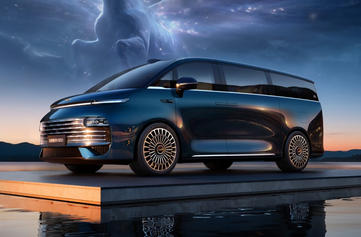 Le monospace Geely Galaxy V900 EREV doté de la technologie Range-Extender de Geely ouvre la précommande