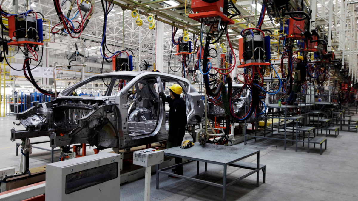 Le secteur chinois des NEV voit ses prix augmenter à mesure que les coûts de la chaîne d'approvisionnement se font sentir