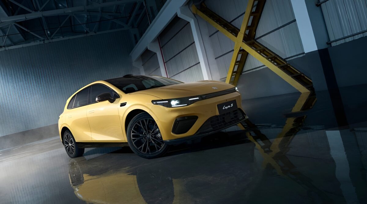 Leapmotor B05 à hayon avec propulsion et autonomie de 605 km, les préventes commencent à 14 850 USD en Chine