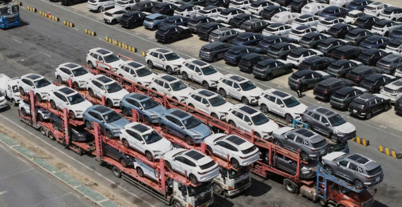 Les exportations chinoises de véhicules électriques ont bondi de 99,9 % en octobre et les expéditions totales atteignent 666 000