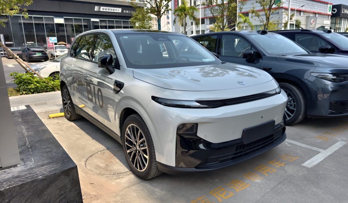 Sunday China Drive | Leapmotor B10 soutenu par Stellantis, ce budget peut-il surpasser les rivaux premium?