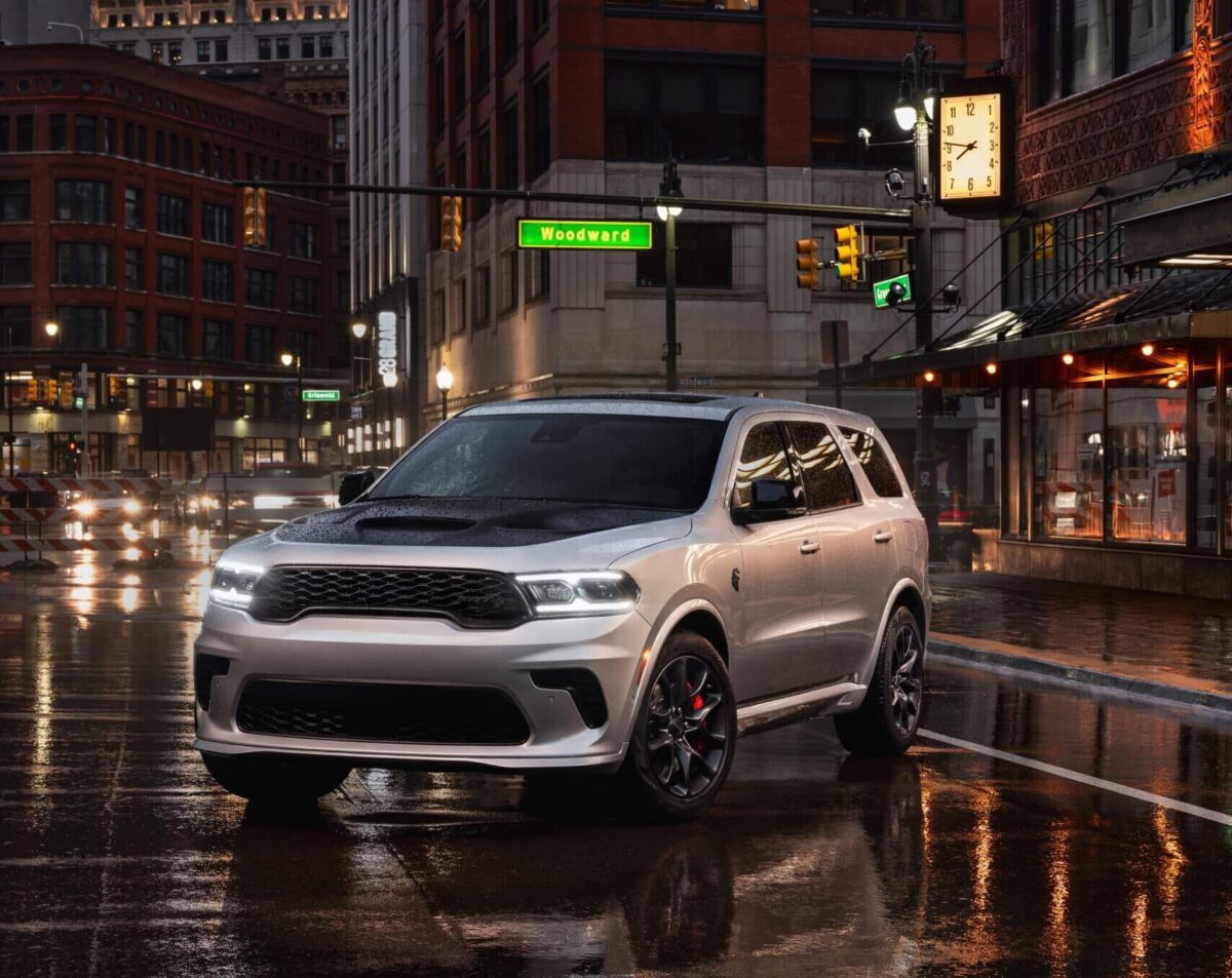 Vieux mais toujours or: 5 raisons pour lesquelles la Dodge Durango 2025 est un grand SUV familial