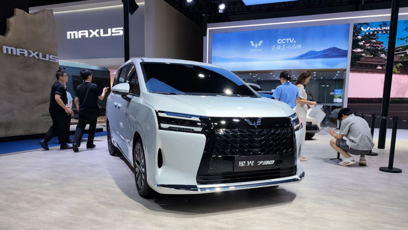 Wuling XingGuang 730 de SGMW, qui sera le MPV le plus abordable en Chine maintenant disponible en précommande