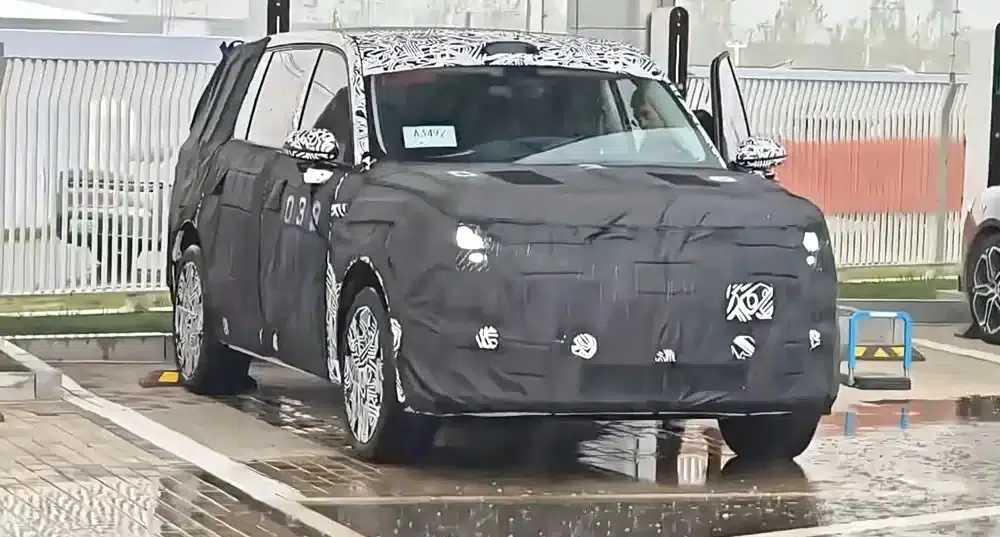 Xiaomi prévoit de lancer deux SUV EREV et deux berlines SU7 mises à jour en 2026