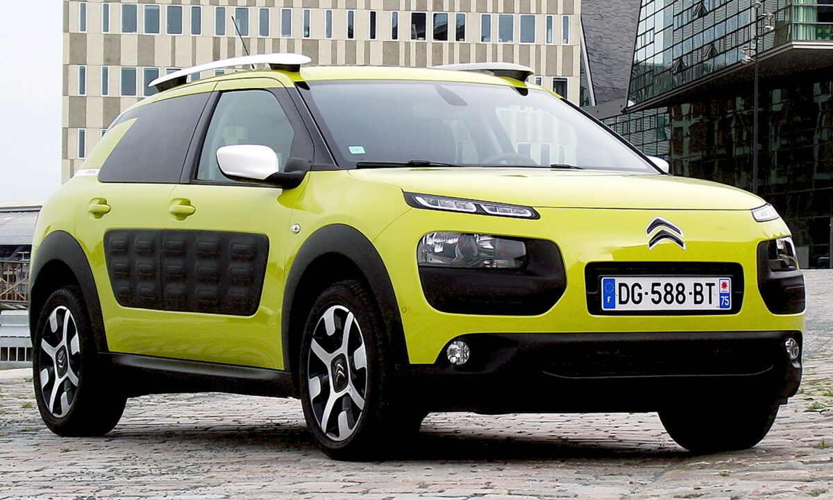 Trouvez votre Citroën C4 Cactus noire d’occasion : guide d’achat et annonces