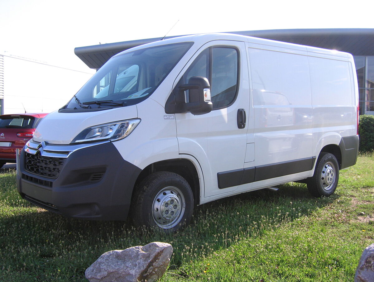 Guide complet pour choisir votre Citroën Jumper utilitaire : neuf, occasion et configurations