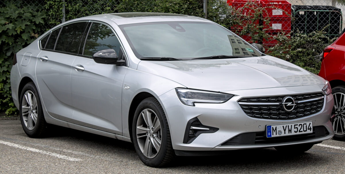 Trouvez votre Opel Insignia grise d’occasion : annonces et conseils d’achat