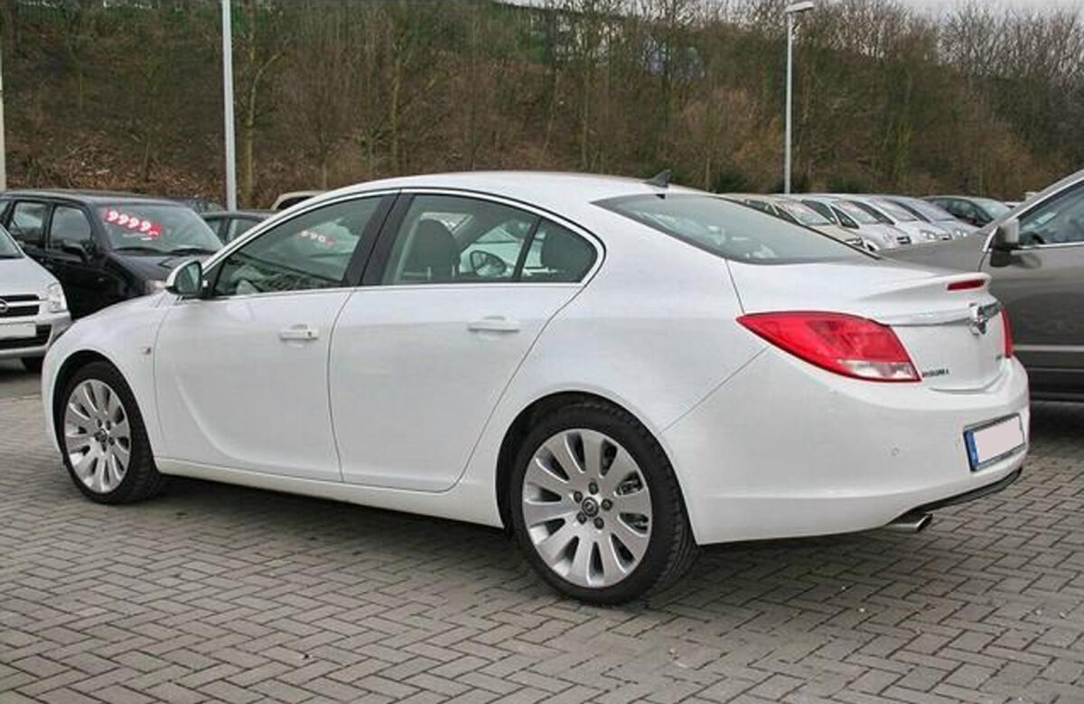 Trouvez votre Opel Insignia grise d’occasion : annonces et conseils d’achat