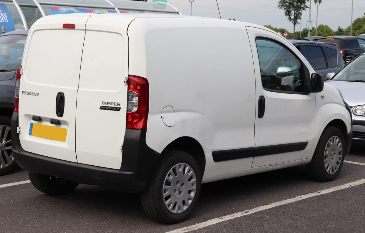Tout savoir sur les prix neufs du Peugeot Bipper utilitaire : guide complet