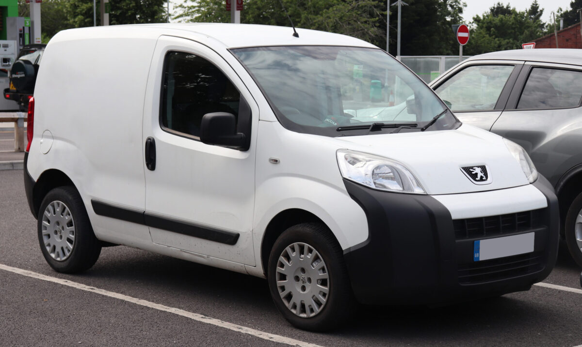 Tout savoir sur les prix neufs du Peugeot Bipper utilitaire : guide complet